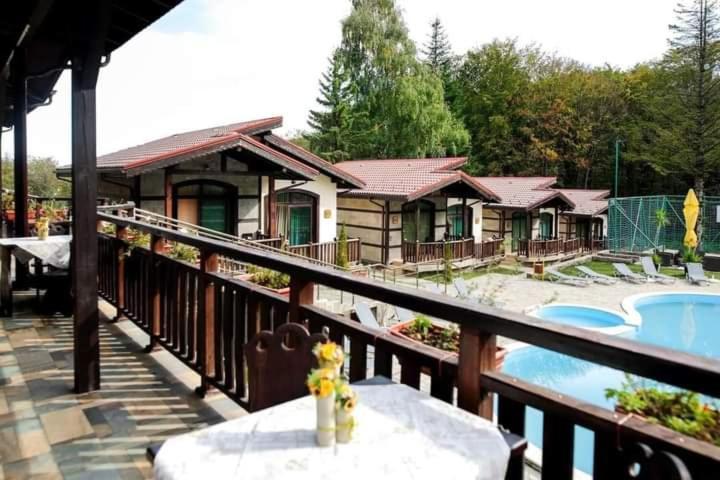 Тодорини Кукли Hotel Spanchevtsi Exterior foto